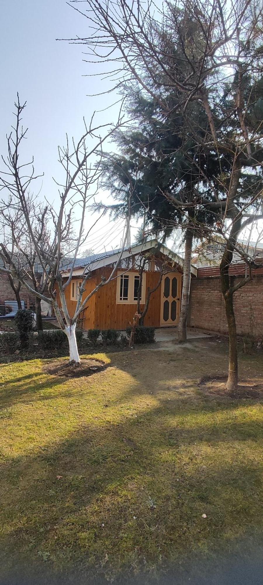 The Clover Inn Srīnagar Exterior foto